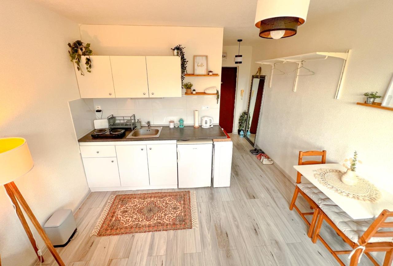 Little View Apartment Liptovsky Mikulas Bagian luar foto