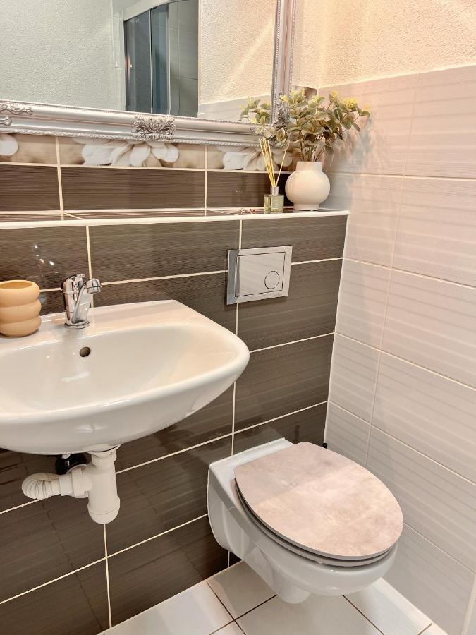 Little View Apartment Liptovsky Mikulas Bagian luar foto